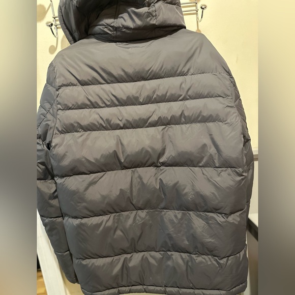 Men’s Small Grey Tommy Hilfiger puffer jacket - Picture 3 of 4